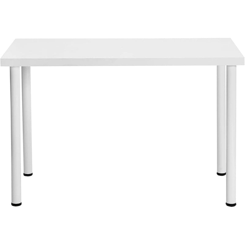 Scrivania minimalista con robuste gambe in acciaio